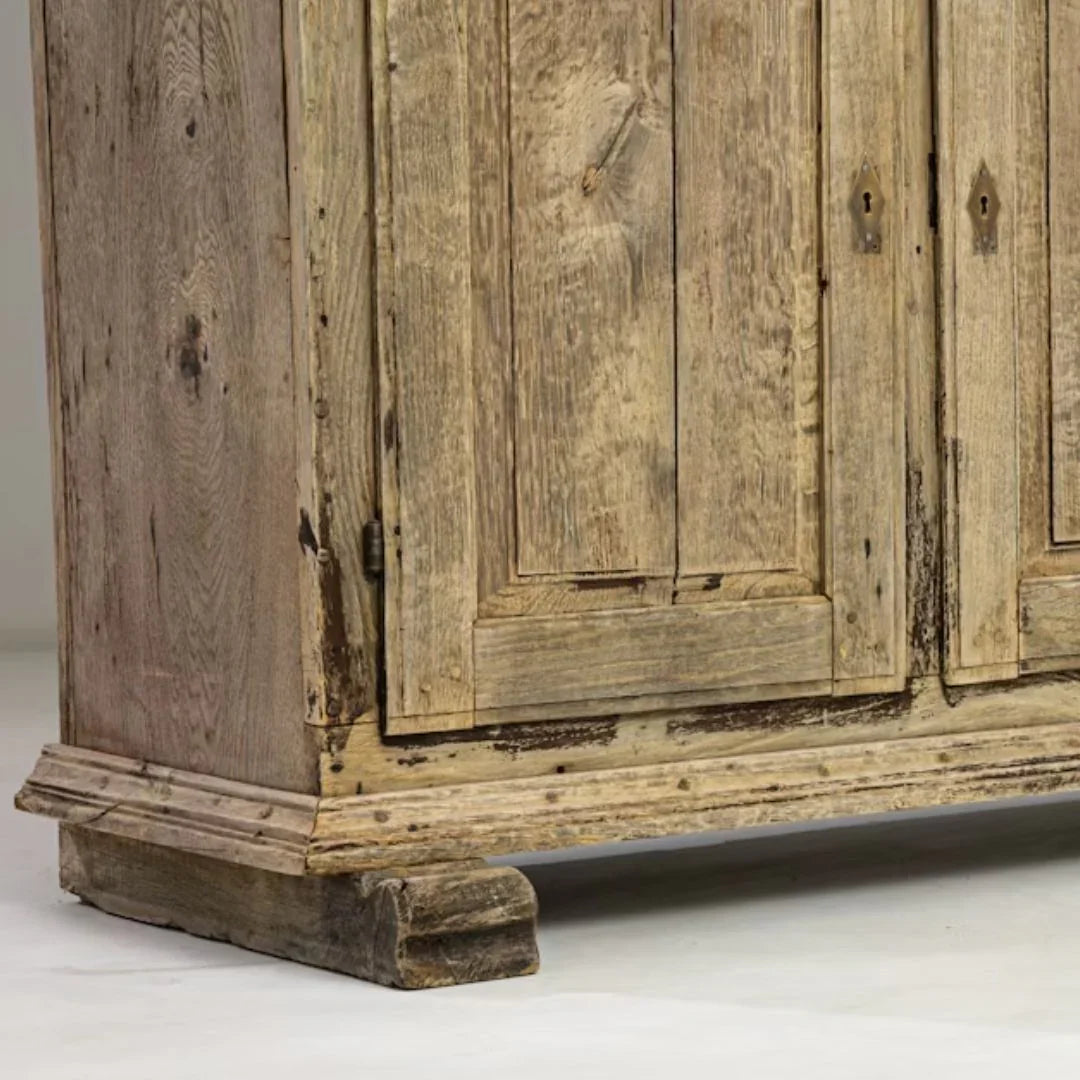 Antica vetrina in rovere tedesca, 1840 circa