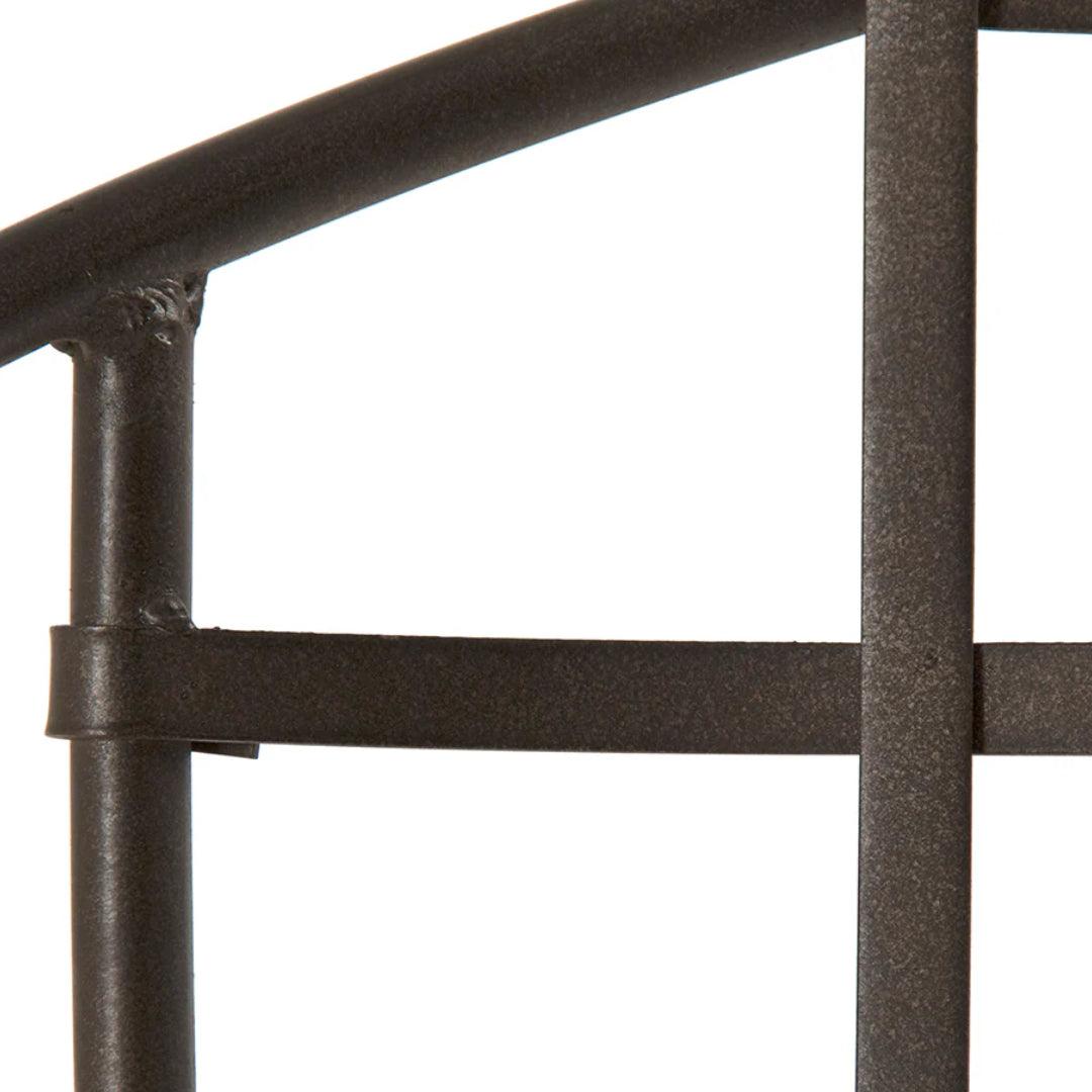 Panca in ferro da fattoria