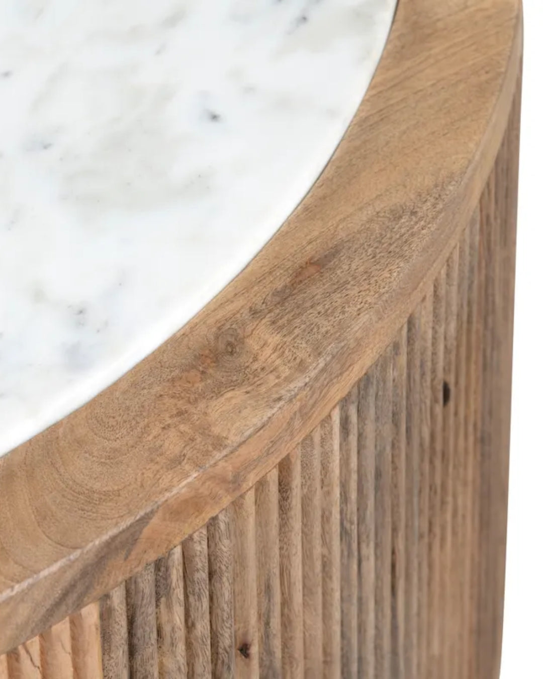 Tavolino da cocktail in legno di mango con piano in marmo