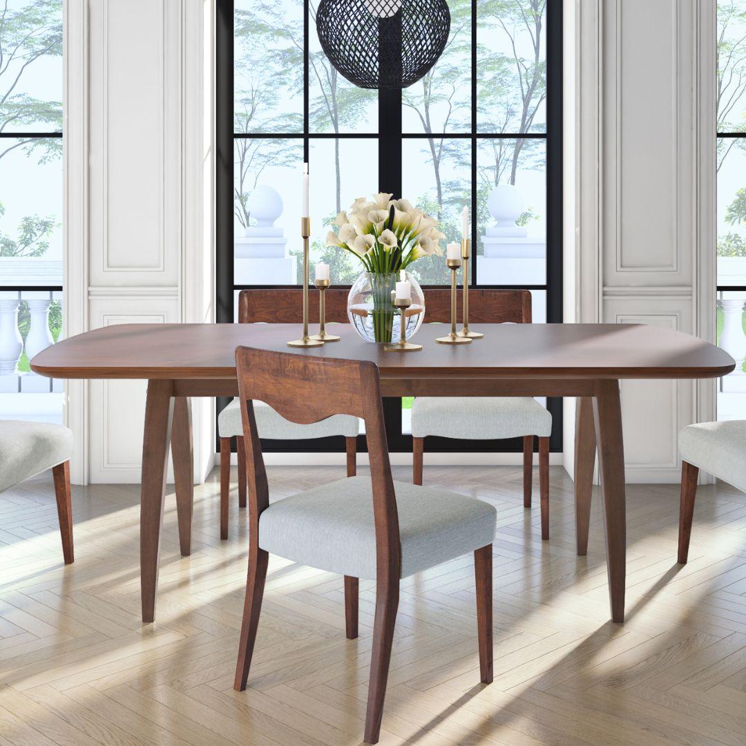 Tavolo da pranzo con gambe arcuate di metà secolo