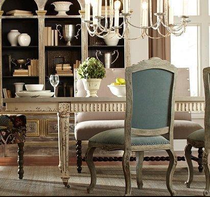 Tavolo da pranzo ovale in stile shabby chic francese