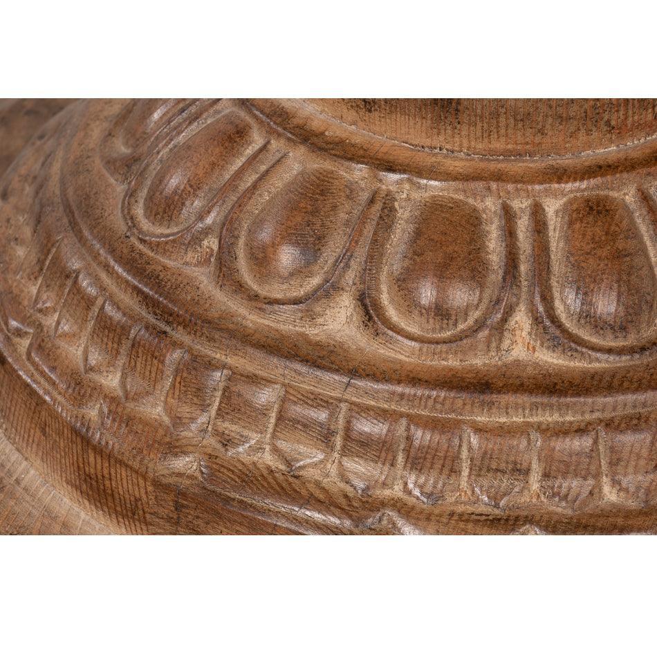 Tavolo da pranzo con piedistallo Salvatore Brown