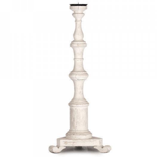 Candela bianca con silhouette shabby chic