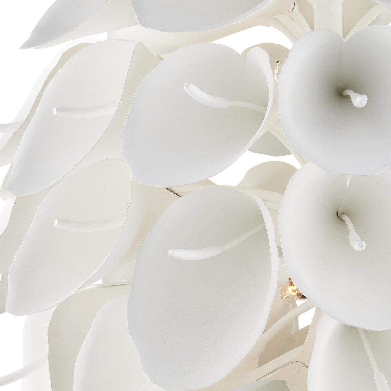Lampadario Calla Lily a 9 luci in gesso bianco