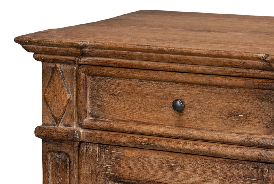 Credenza in legno con frontale a rombi