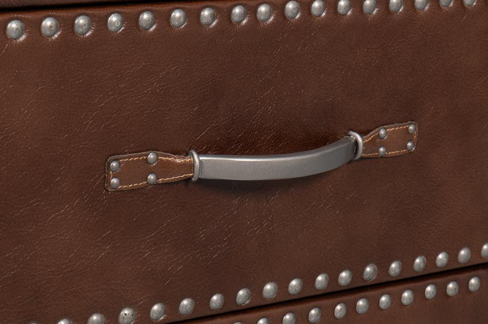 Tavolino da cocktail spagnolo rivestito in pelle