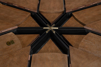 Tavolo da pranzo Giselle Jupe in legno di visone