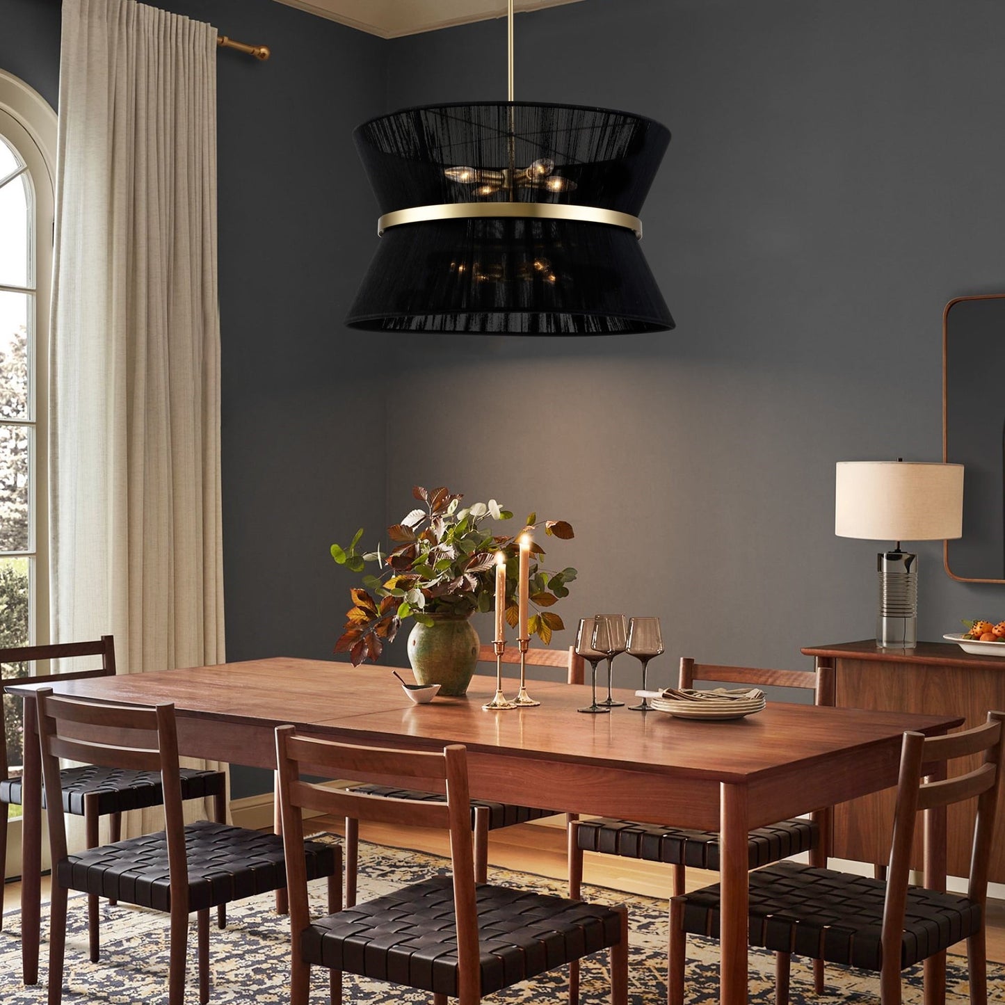 Lampadario a tamburo grande in stile boho moderno a 8 luci, lampadario a clessidra in tessuto intrecciato a mano da 24 pollici in oro/nero per sala da pranzo/soggiorno