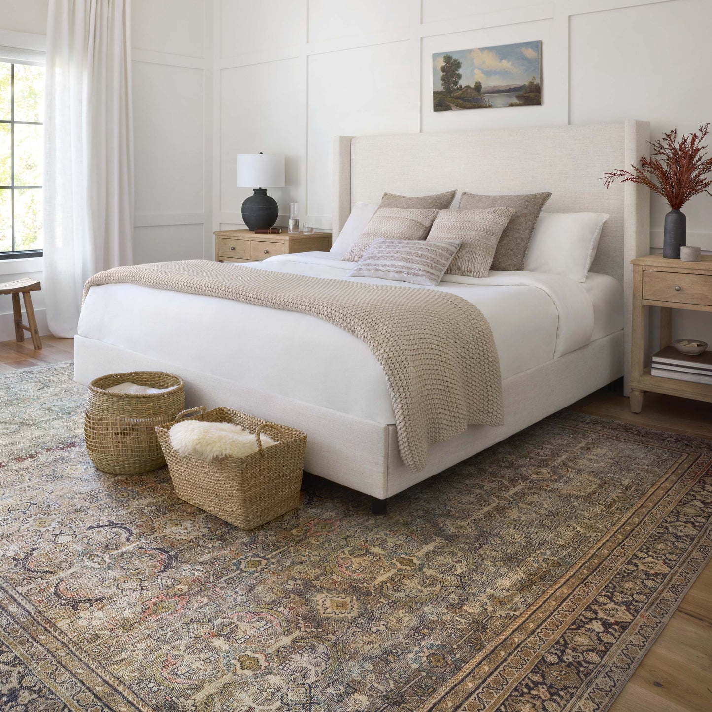 Tappeto stampato con motivo orientale Isabelle color oliva di Alexander Home