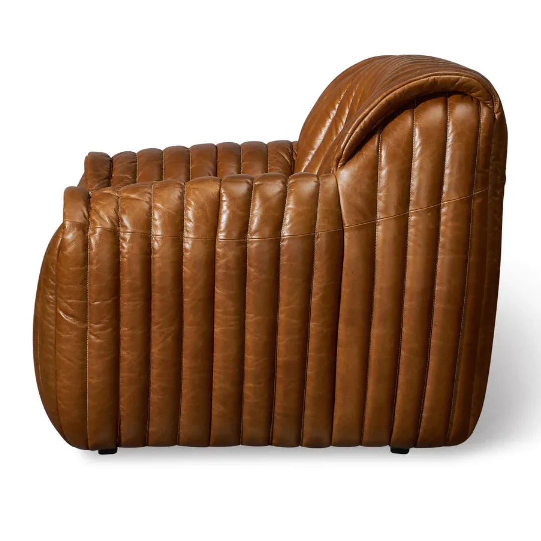 Poltrona in pelle con lavorazione capitonné verticale marrone antico