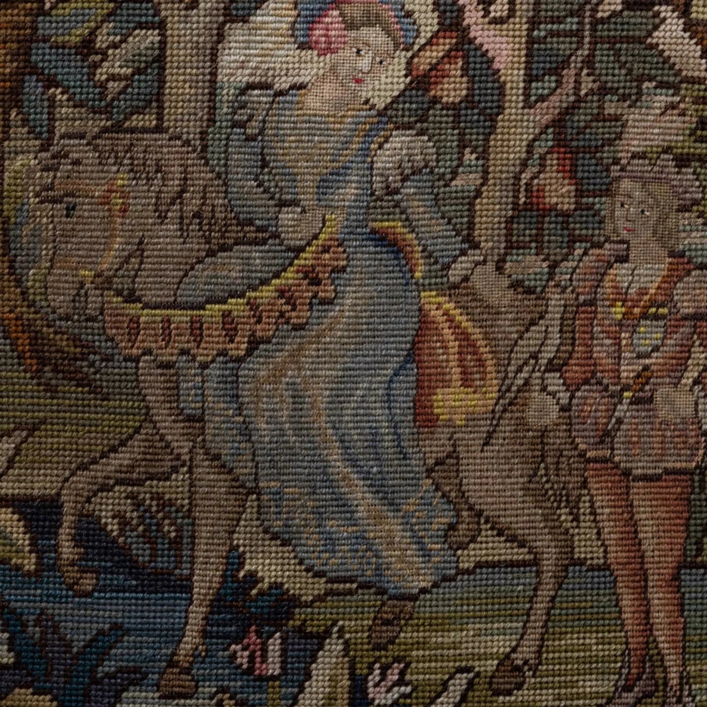 Poltrona antica con arazzo Secret Garden, circa 1900