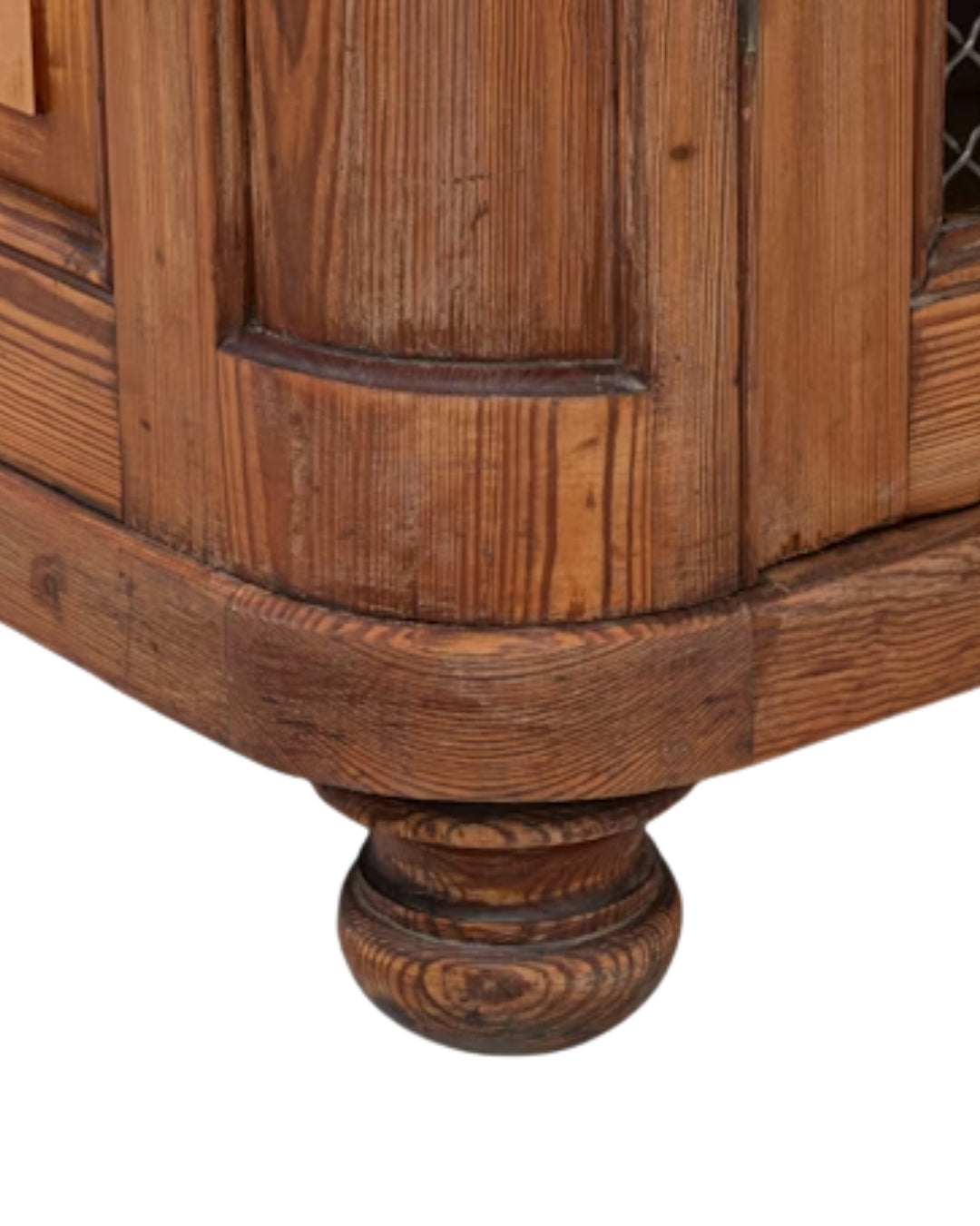 Antico mobiletto francese in legno con rete metallica, circa 1860