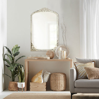 Specchio da pavimento intagliato in legno massello a tutta lunghezza ad arco