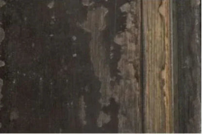 Tavolo da pranzo rustico con base scolpita nera