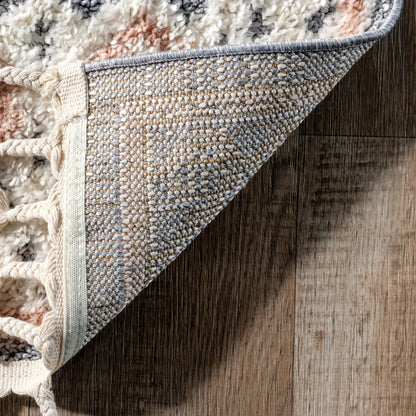 Tappeto Nuloom in acacia con nappe a diamante