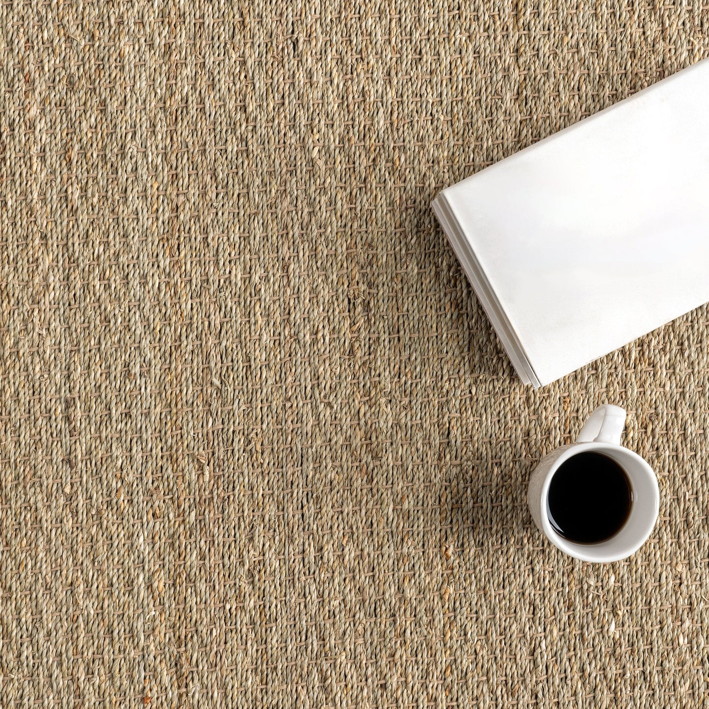 Tappeto casual Nuloom Kiana con bordo in erba marina