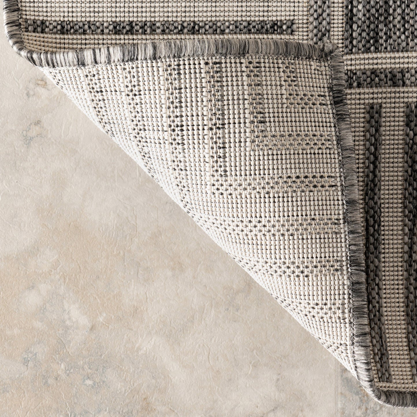 Tappeto per interni/esterni con bordo classico Nuloom Leah