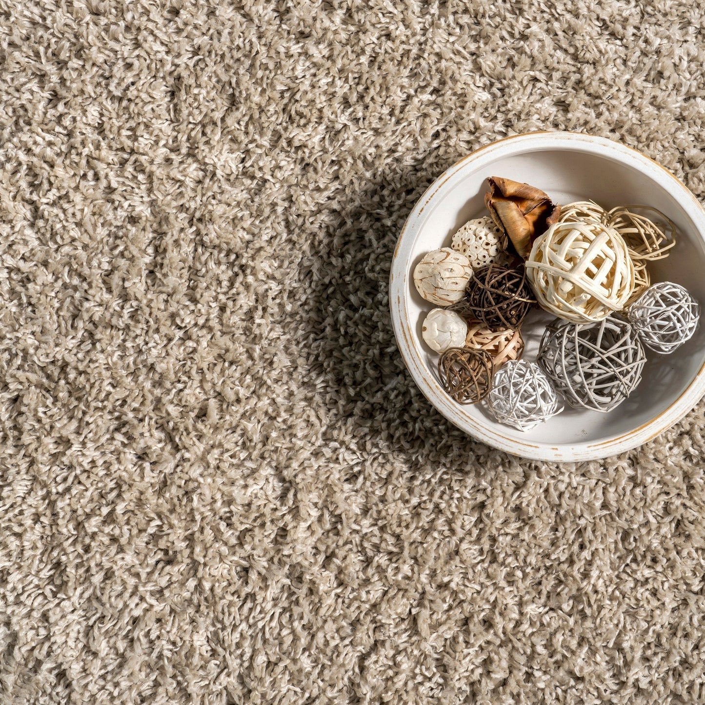 Tappeto moderno Nuloom Neva con nappe Shag