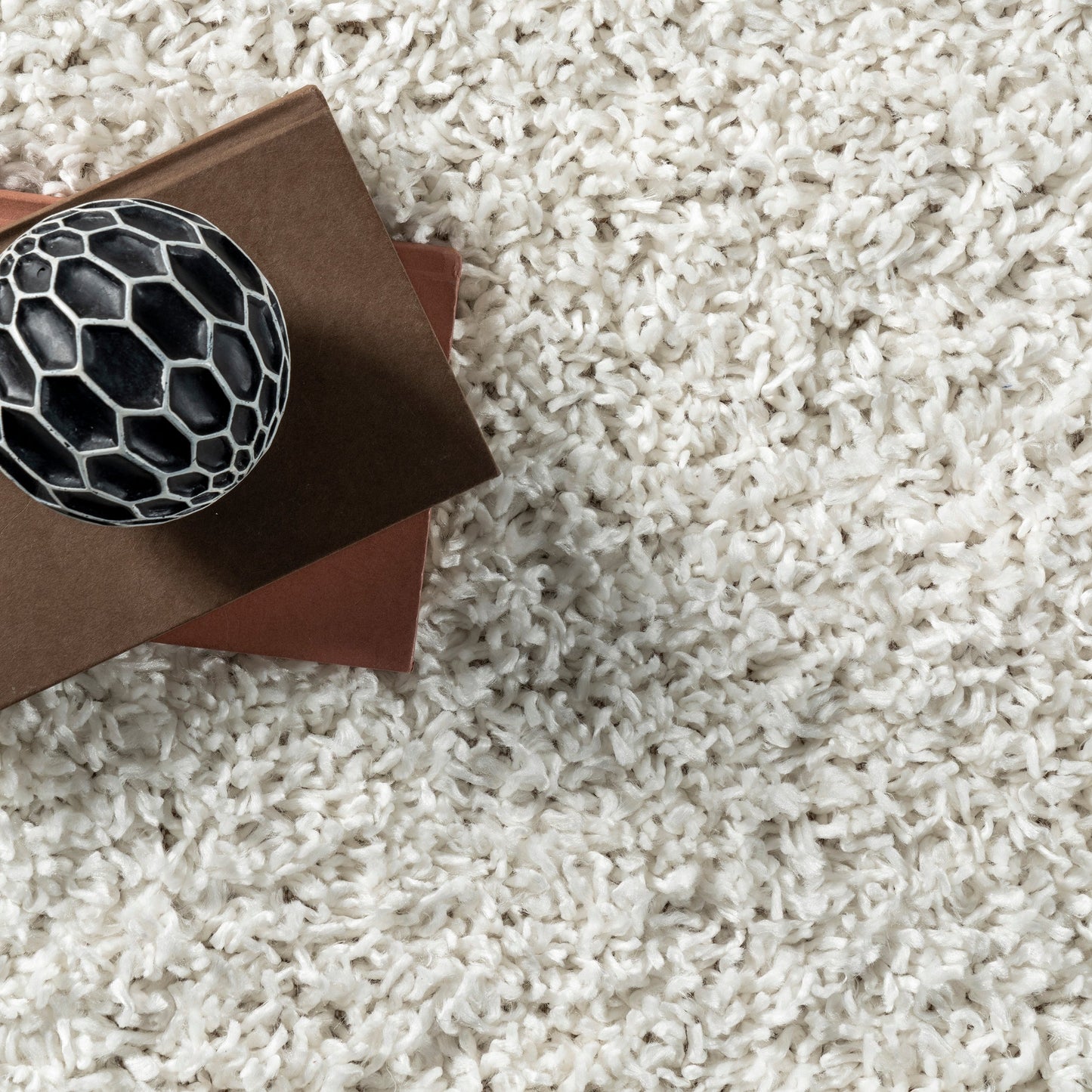 Tappeto moderno Nuloom Neva con nappe Shag