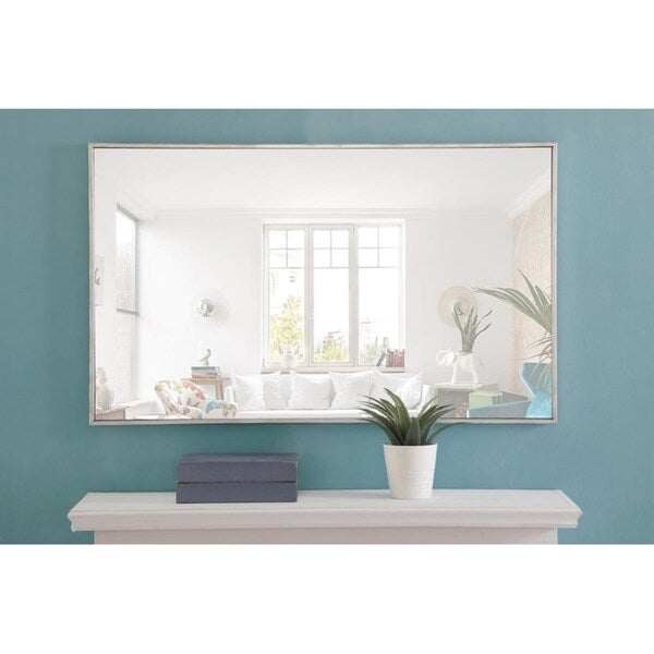 Specchio rettangolare con cornice in metallo Carson Carrington Salsnas