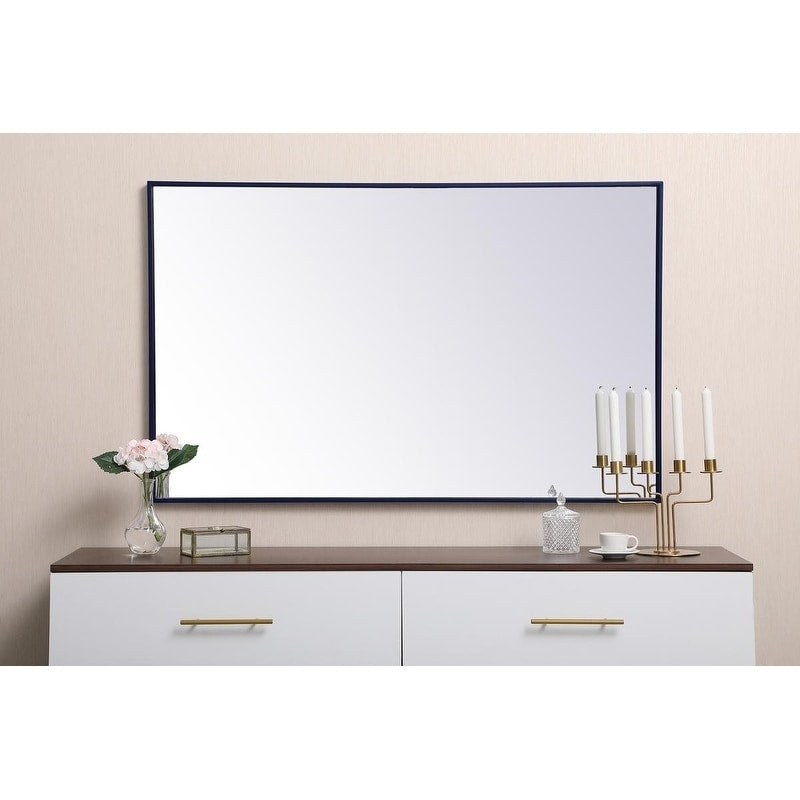 Specchio rettangolare con cornice in metallo Carson Carrington Salsnas