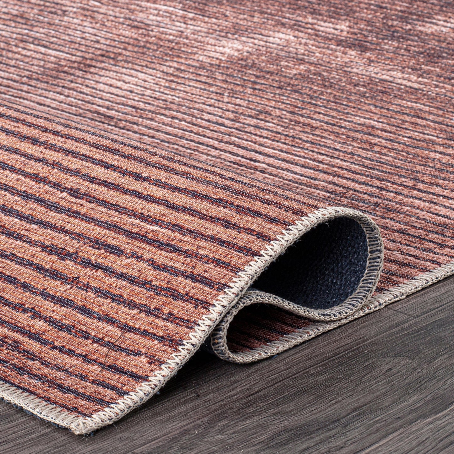 Tappeto moderno lavabile in lavatrice con strisce effetto anticato