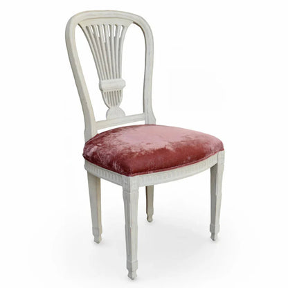 Sedia romantica con schienale a ventaglio