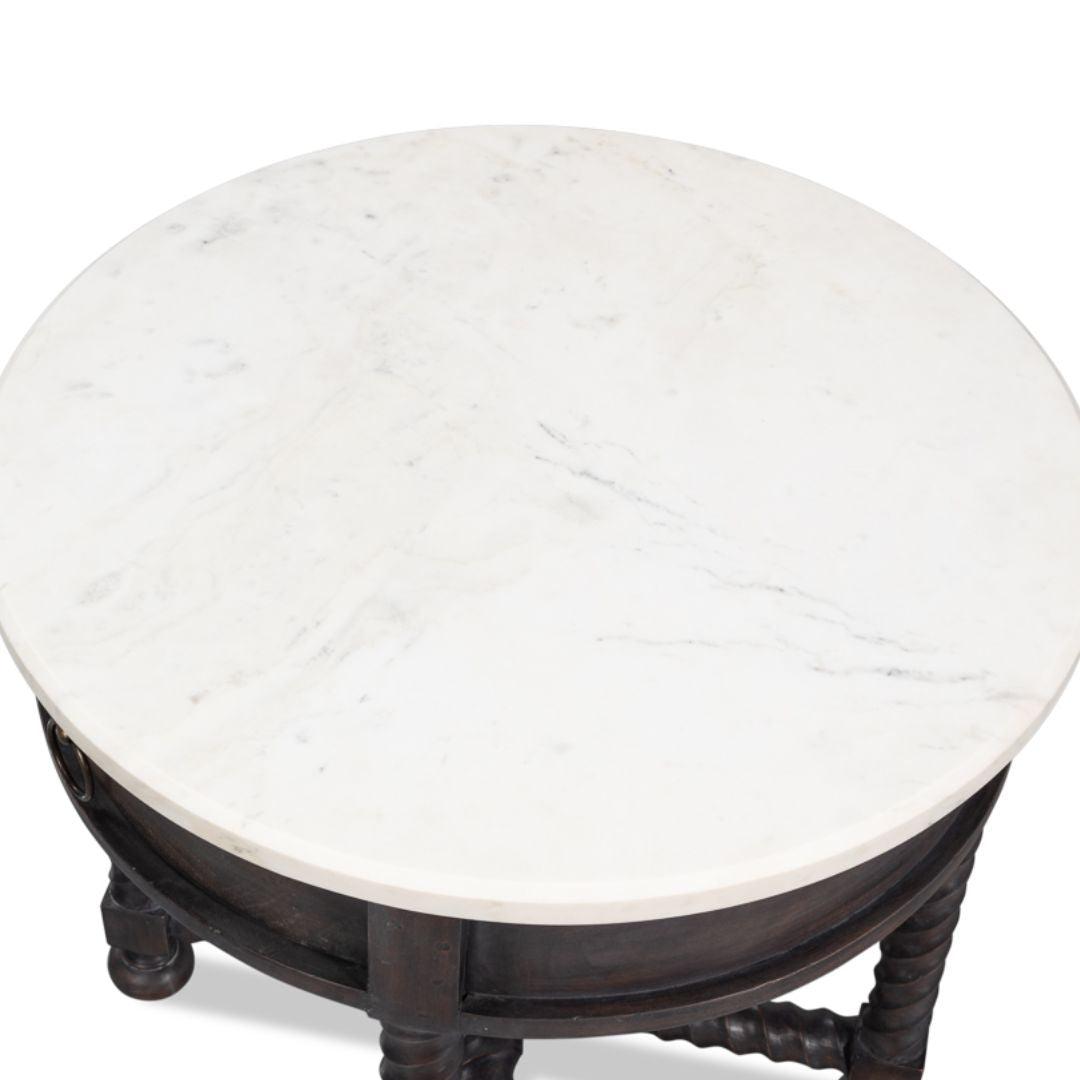 Tavolino laterale con gambe tornite marrone scuro