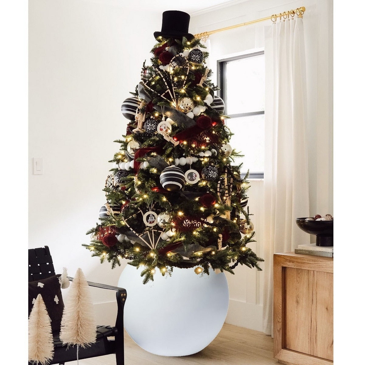 DreamPatio Riverside Fiberstone Modern Sphere Planter per interni/esterni