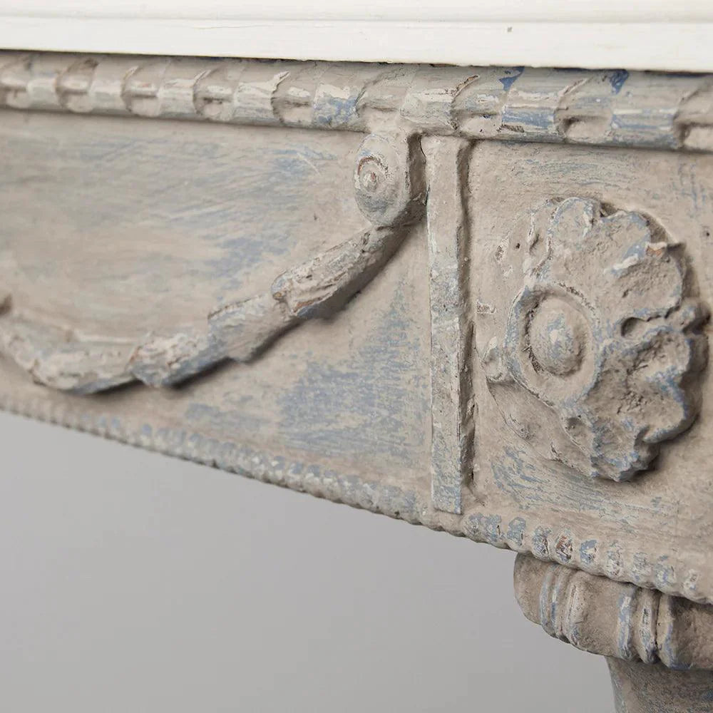 Consolle francese con rosetta