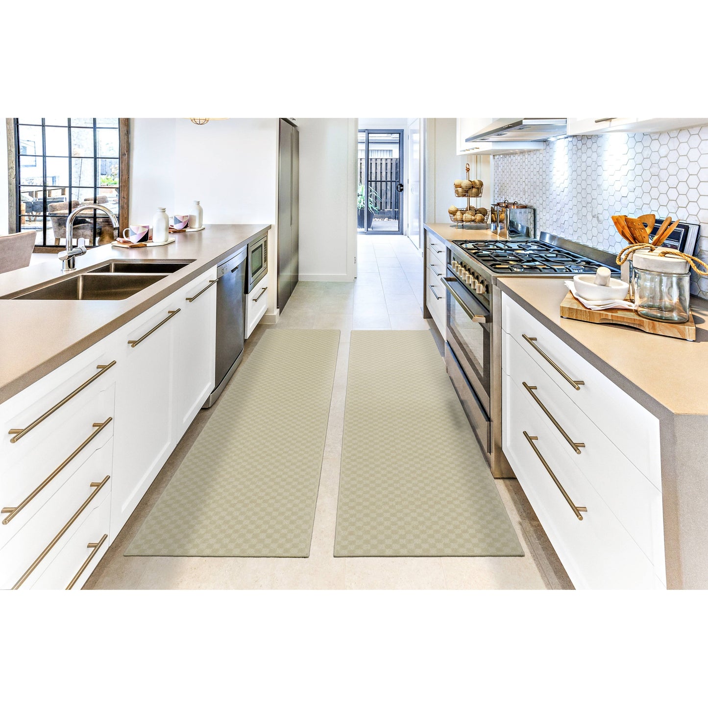 Tappeto da interni solido a medaglione Garland Rug