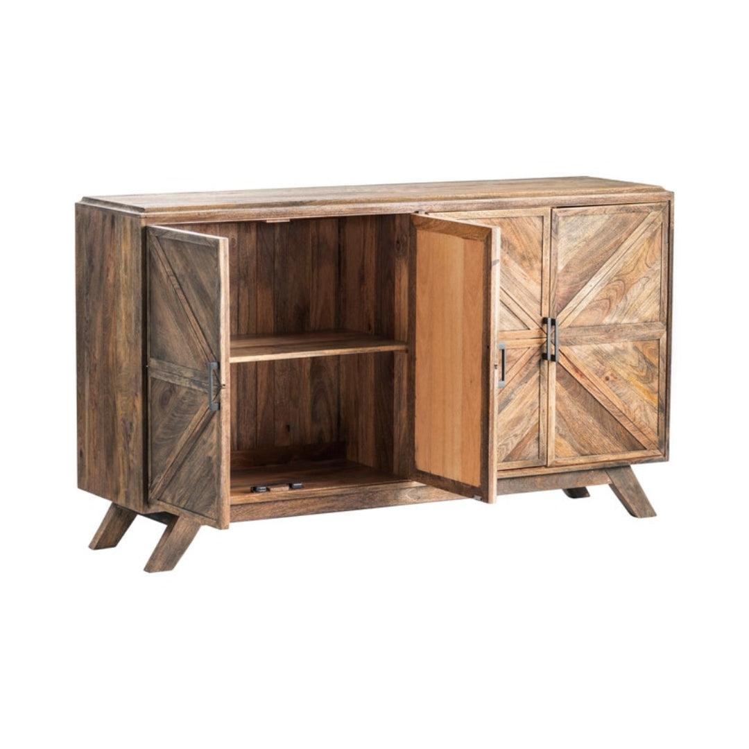 Credenza rustica in legno con design geometrico