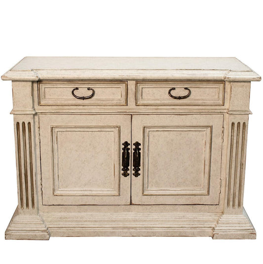 Buffet in stile country francese con finiture in oro e crema