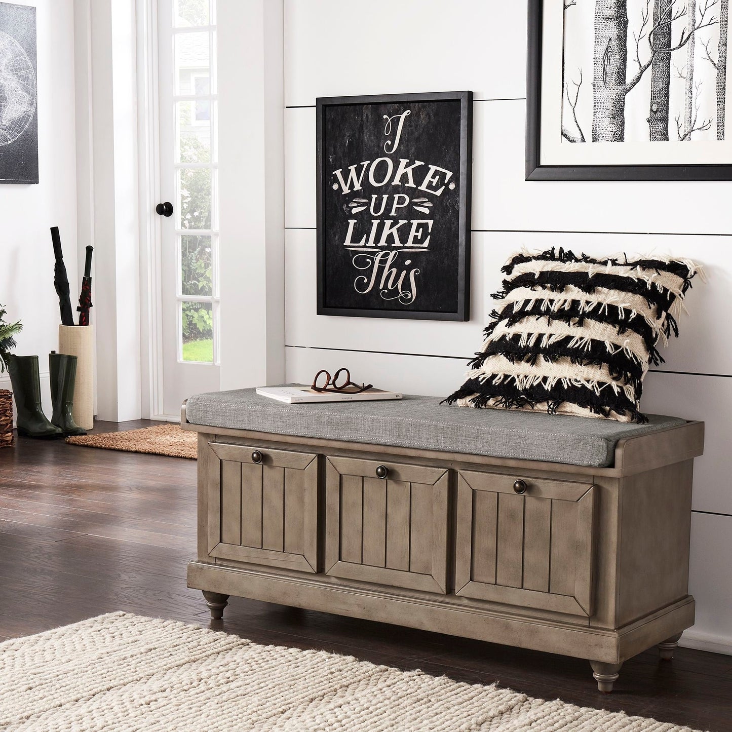 Panca contenitore Granger con cuscino di seduta in lino di iNSPIRE Q Classic