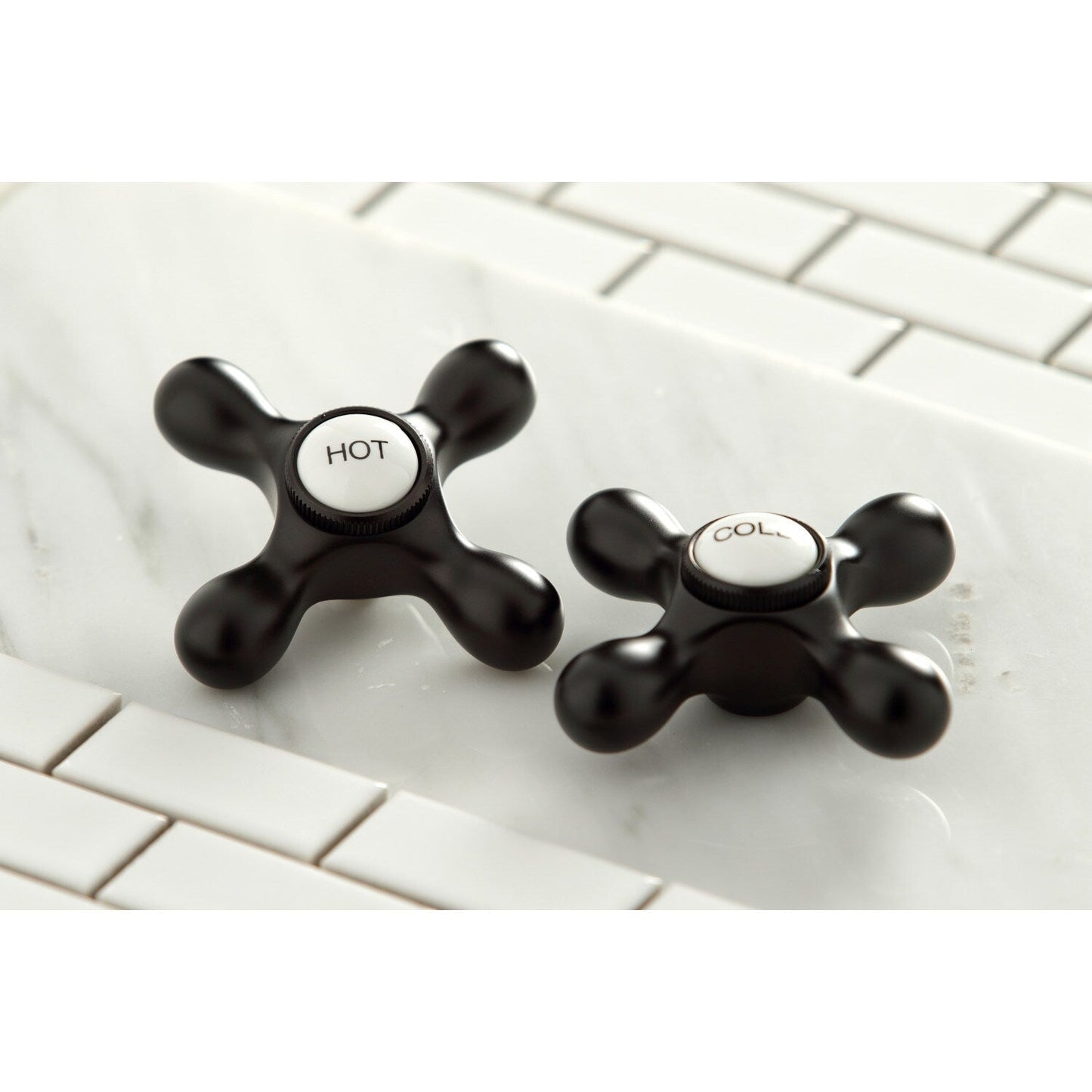 Rubinetto da cucina Heritage Bridge con spruzzatore in ottone