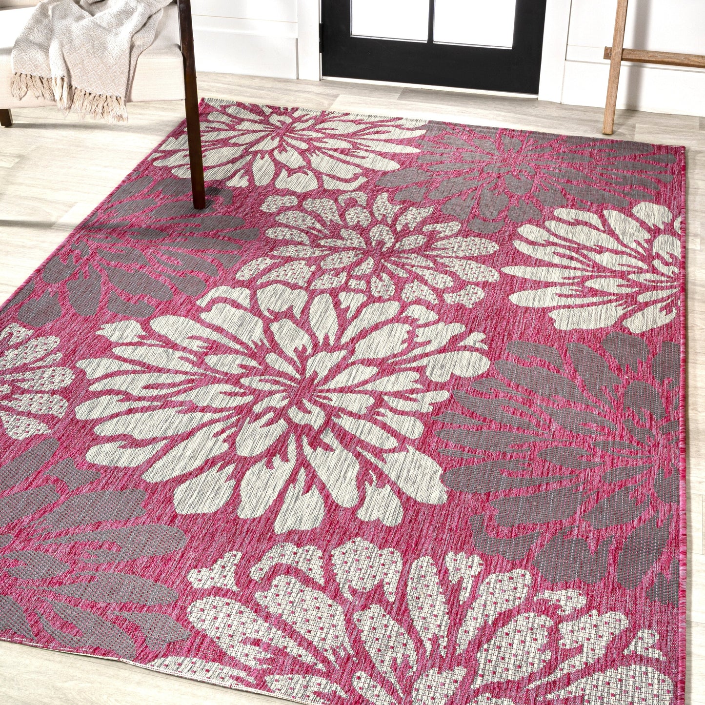 Tappeto per interni/esterni con trama floreale JONATHAN Y