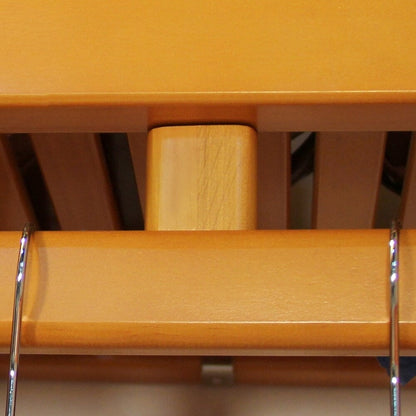 Sistema di armadiatura Simplicity in legno massello John Louis Home, color miele e acero