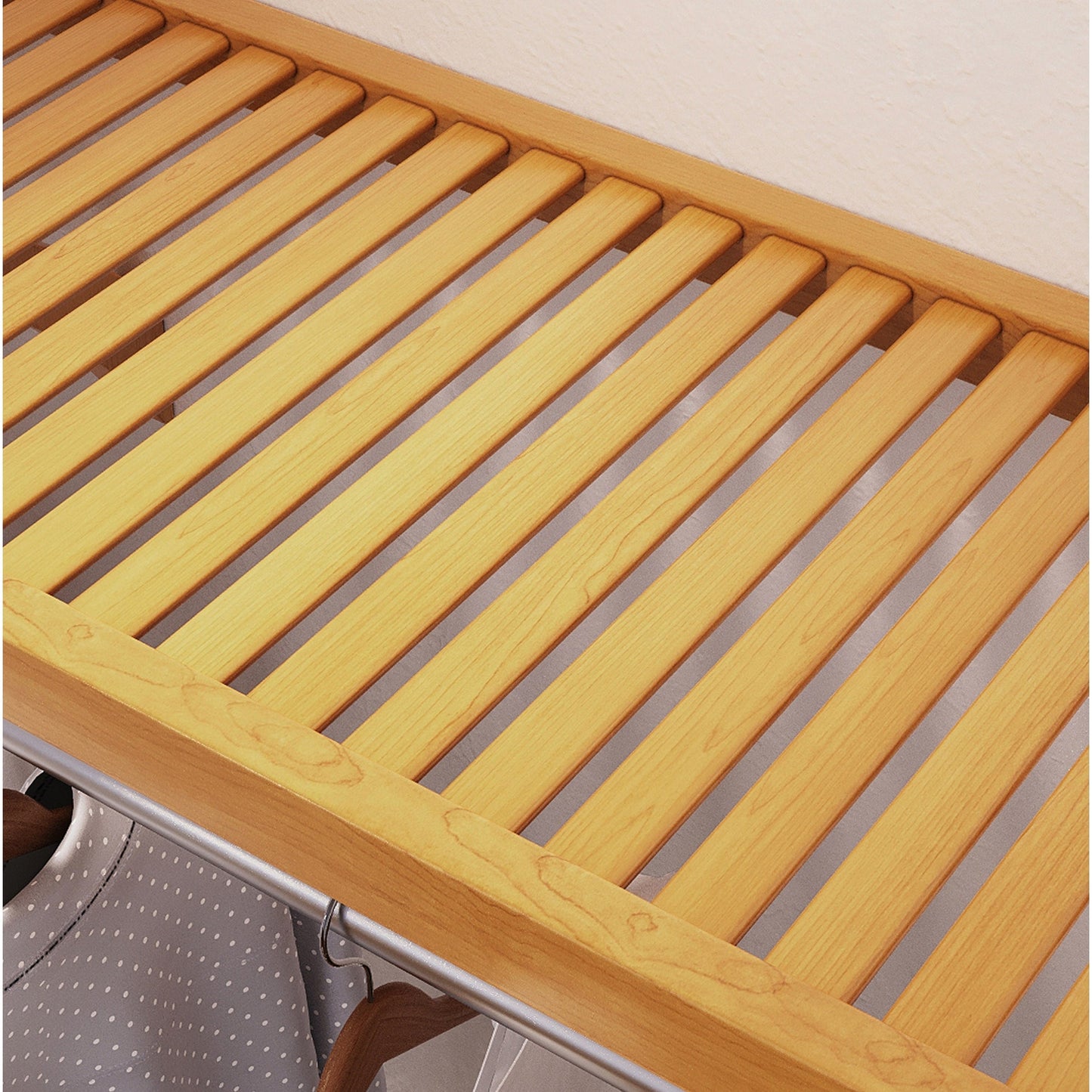 Sistema di armadiatura Simplicity in legno massello John Louis Home, color miele e acero