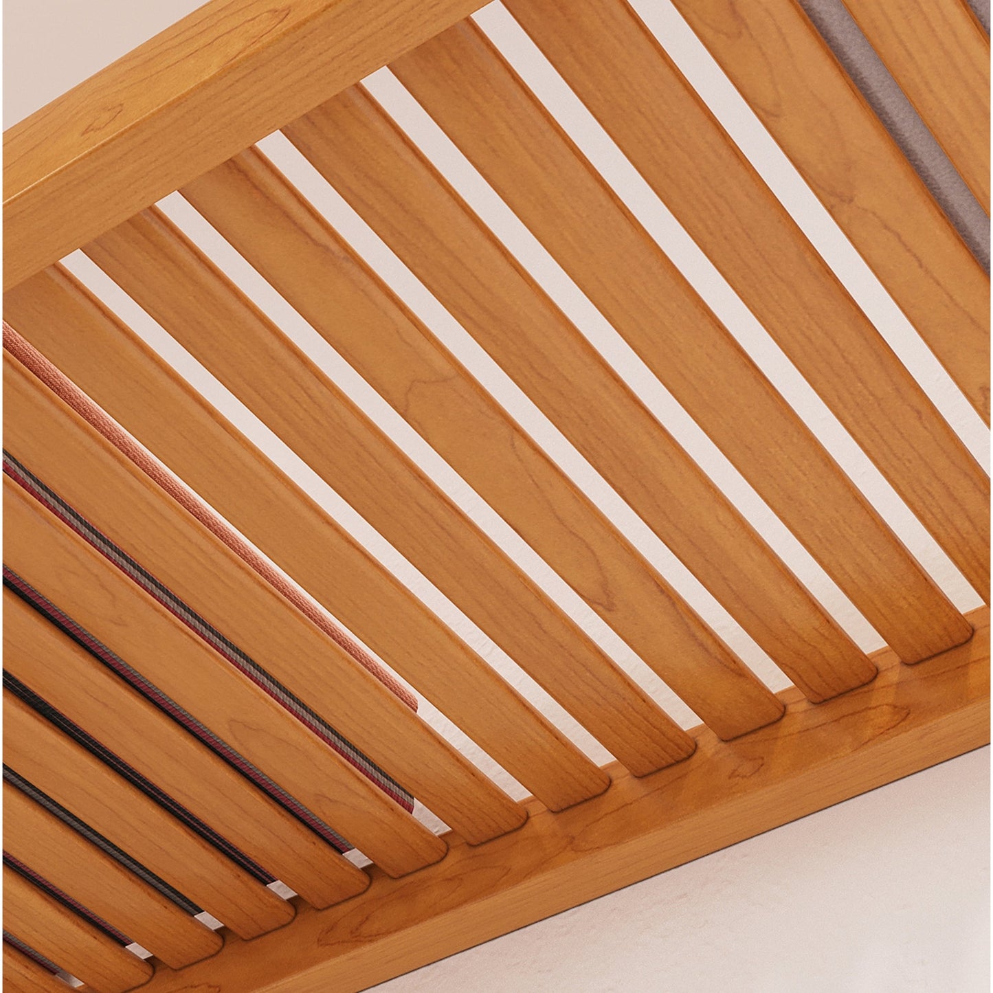 Sistema di armadiatura Simplicity in legno massello John Louis Home, color miele e acero