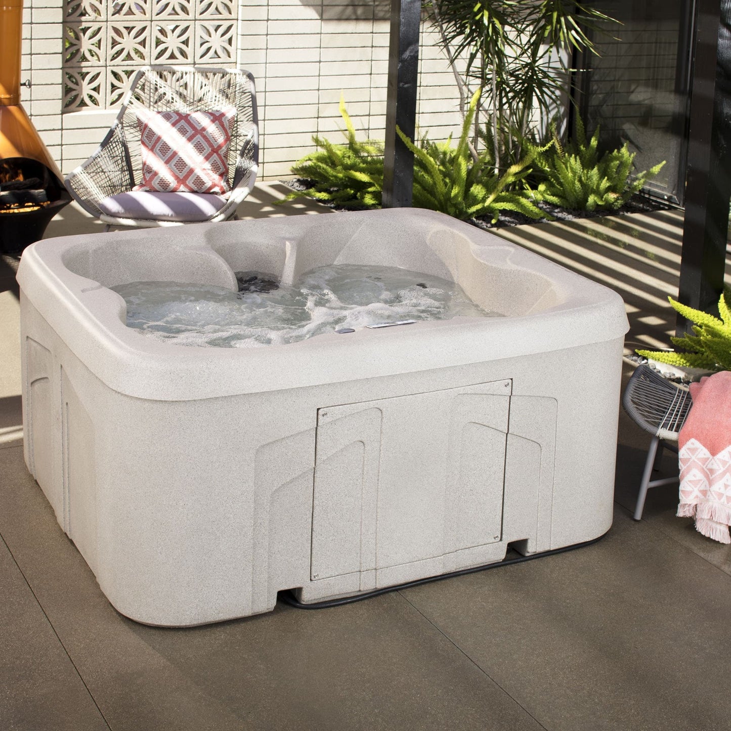 Spa Lifesmart LS100 Plug and Play da 4 persone, 13 getti, 110 V, con luce LED subacquea