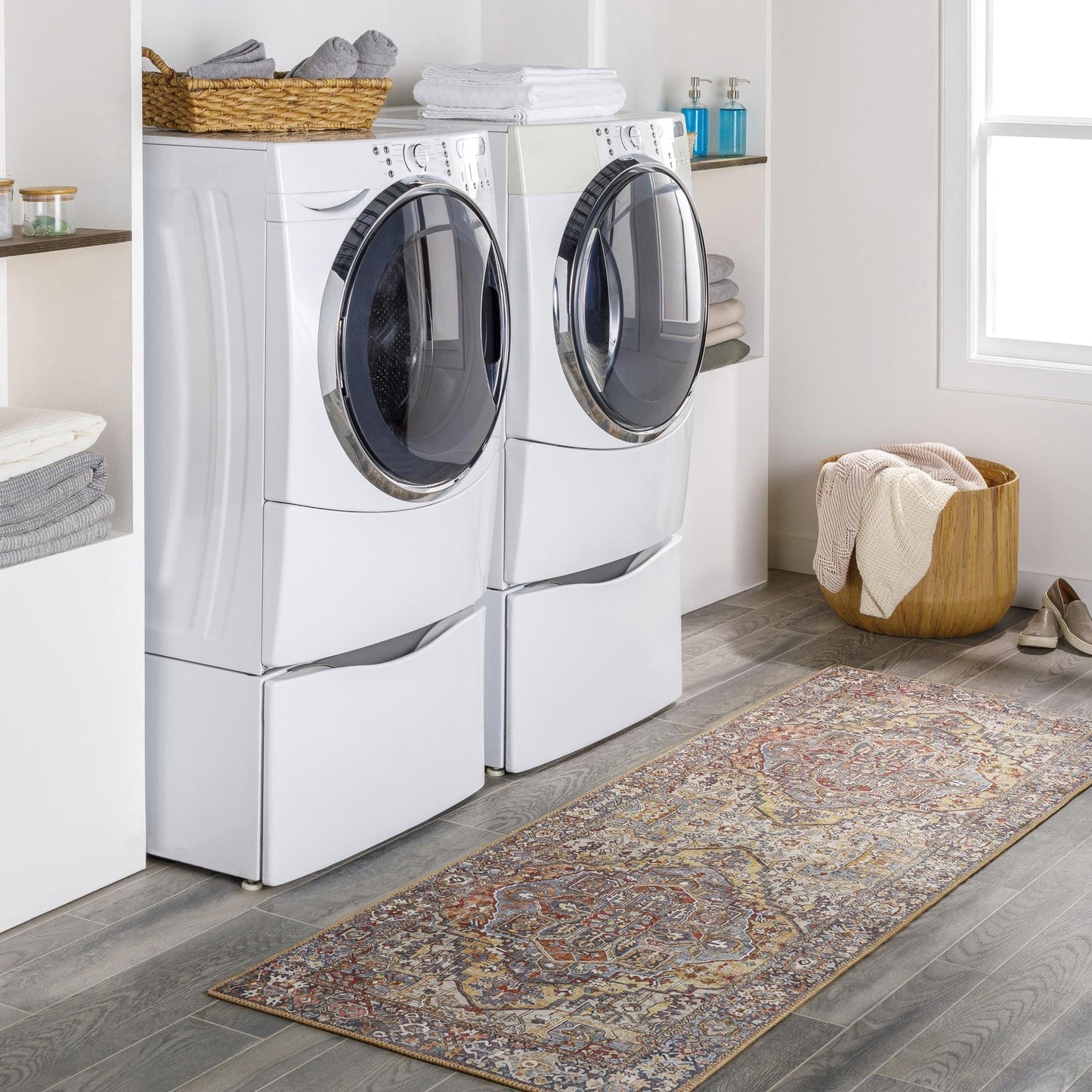 Tappeto Livabliss Iris Traditional Medallion aggiornato