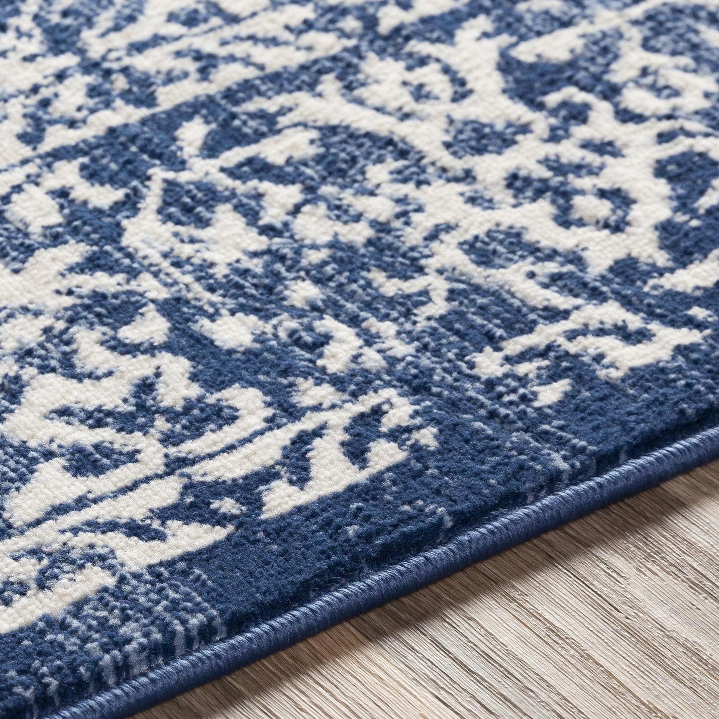 Tappeto Livabliss Roma Distressed Medallion