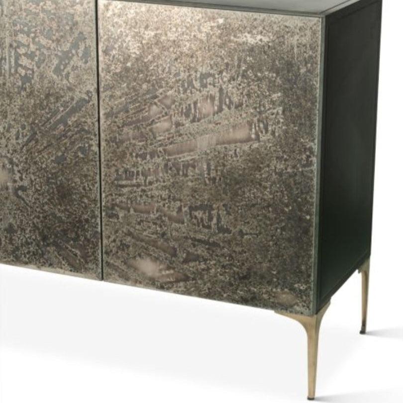 Credenza con porta in ferro con patina del deserto