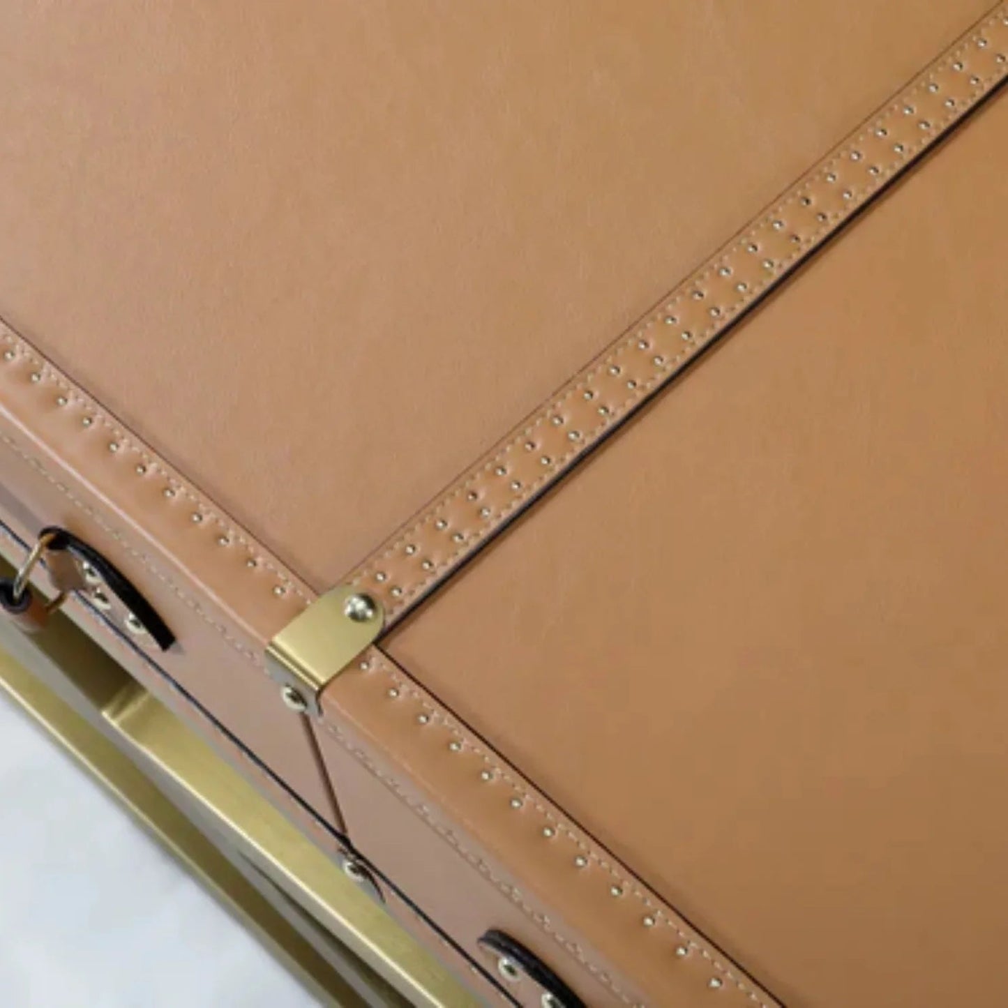 Tavolino da caffè in pelle Voyager