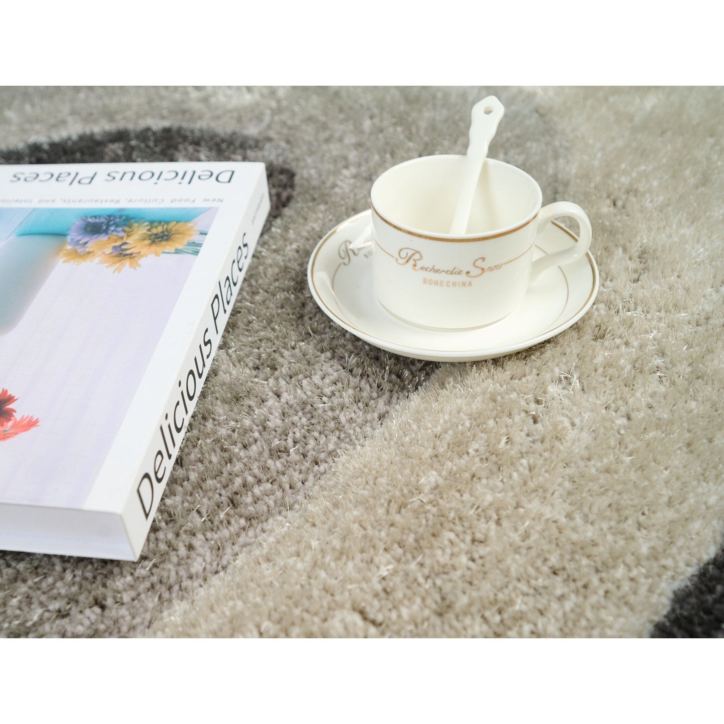 Tappeto dal design astratto Mateos Shag