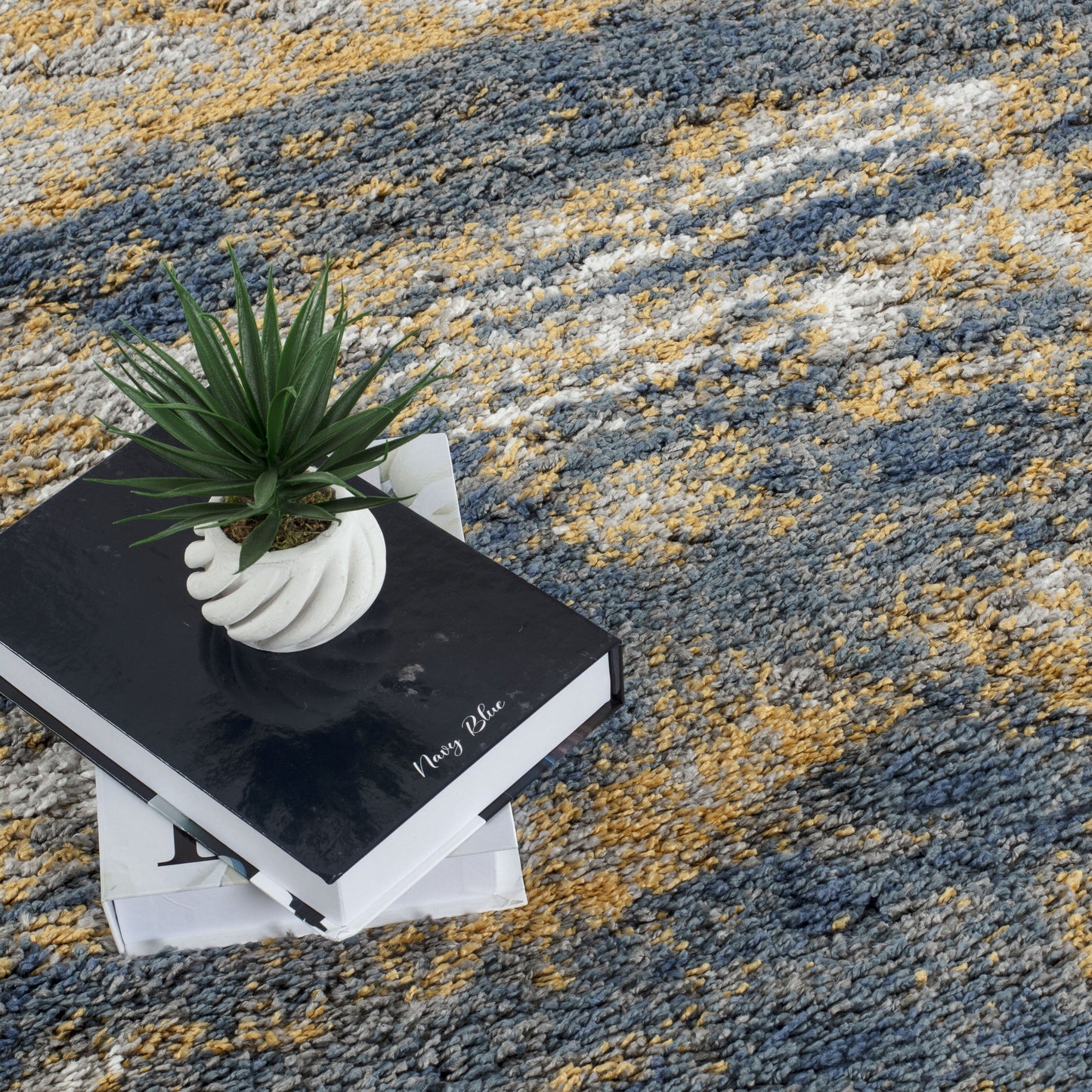 Tappeto Noori Lux Madison astratto da 2 pollici a pelo lungo