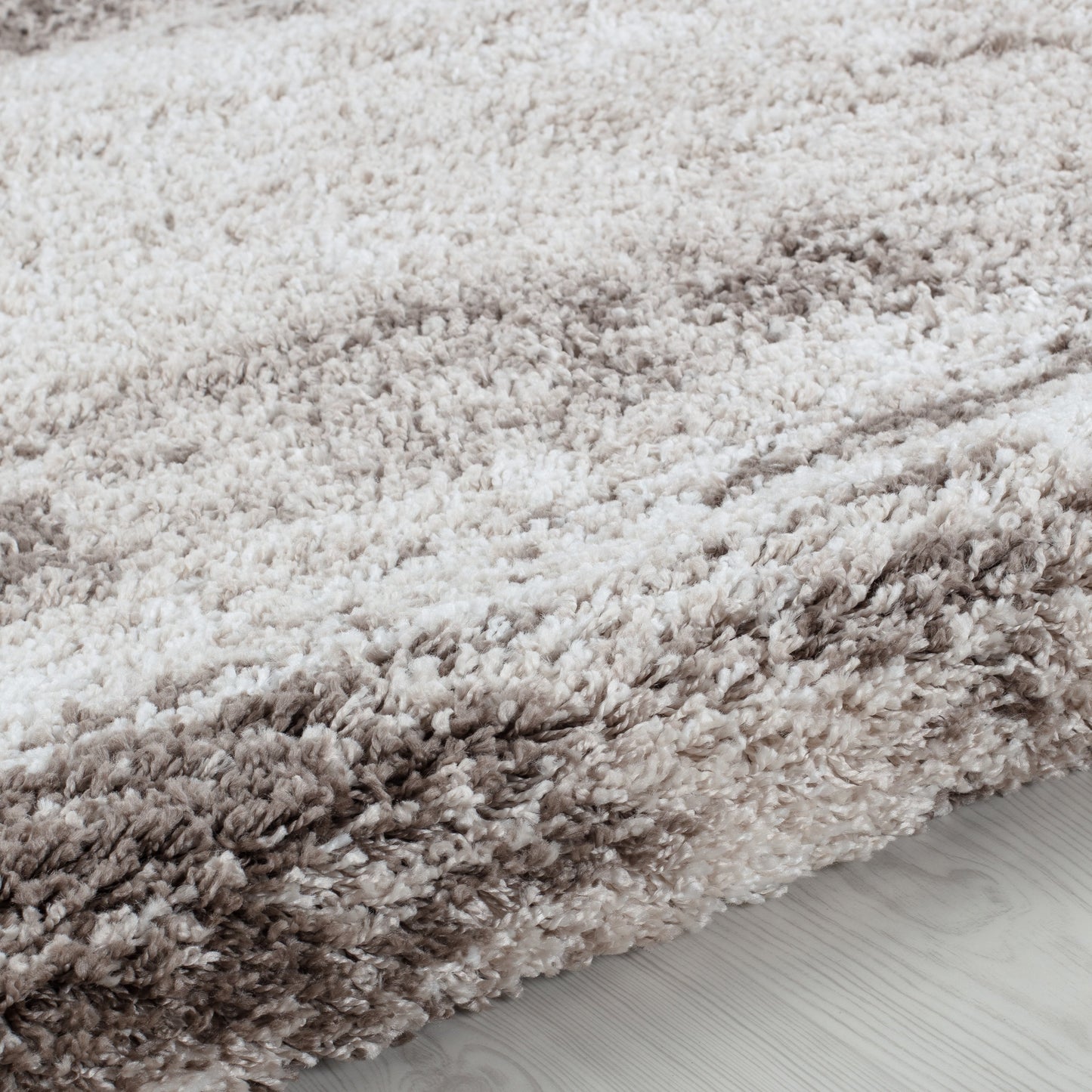 Tappeto Noori Lux Madison astratto da 2 pollici a pelo lungo