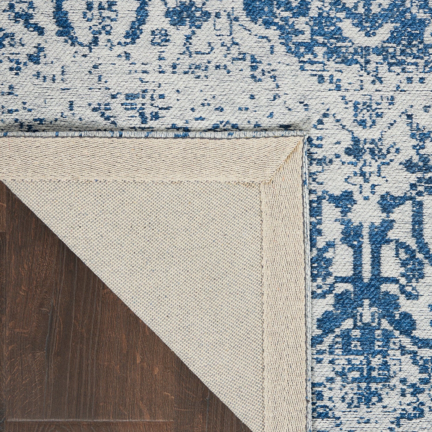Tappeto contemporaneo Nourison Damask Distressed