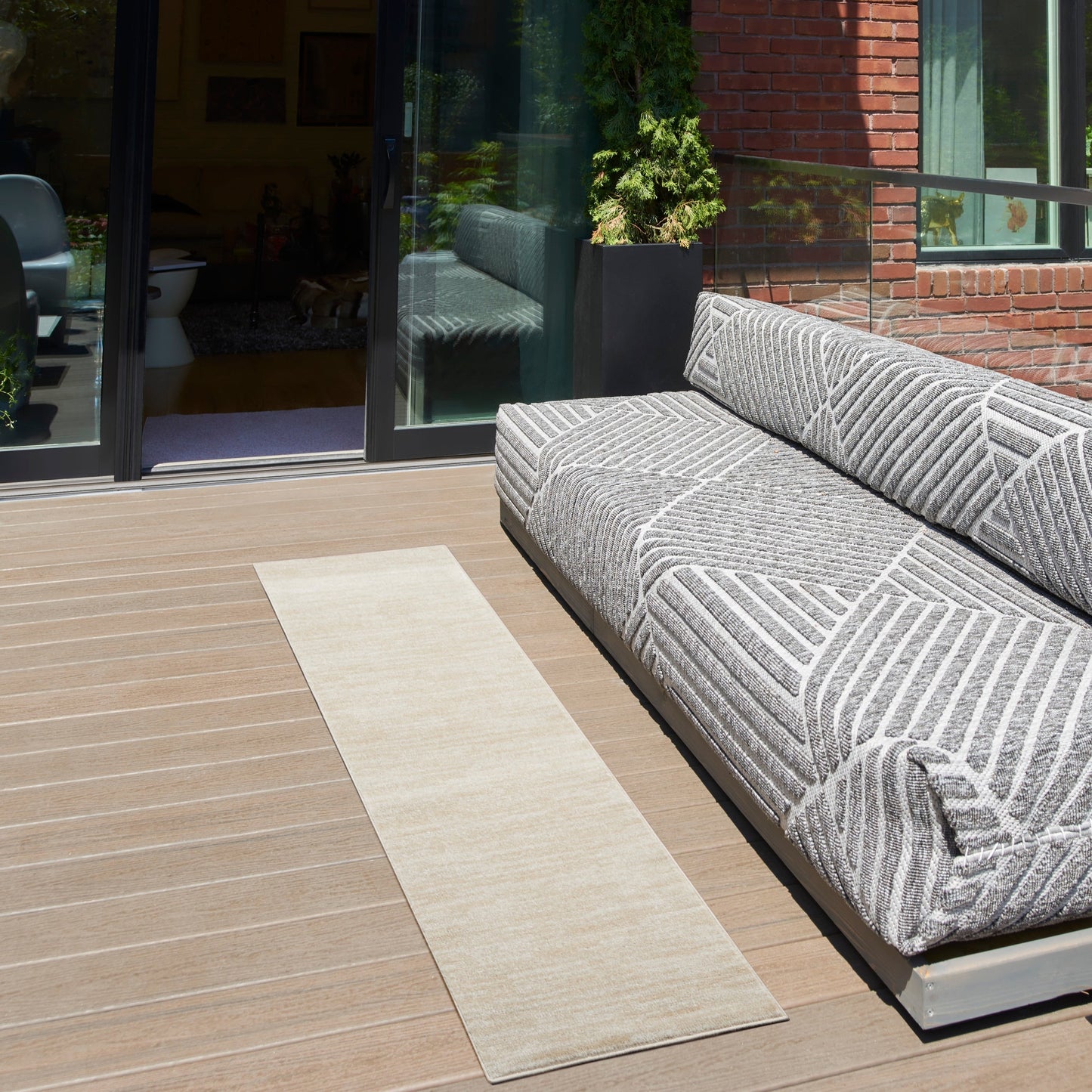 Tappeto contemporaneo per interni/esterni Nourison Essentials Solid