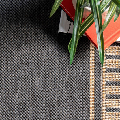 Tappeto per interni/esterni con bordo classico Nuloom Leah